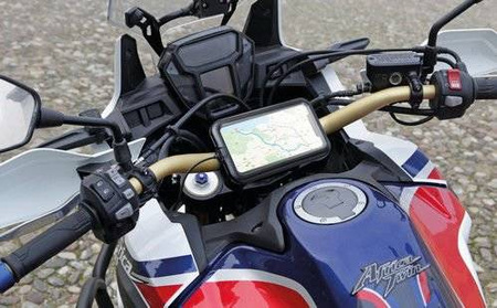 LAMPA 90540 Opti Case, uniwersalne twarde etui na smartphone